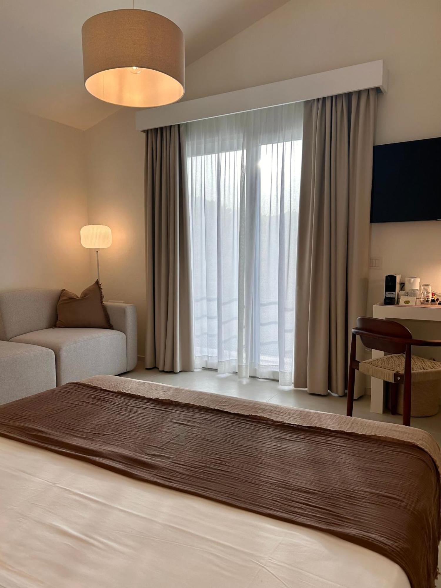 Vireo Rooms Santa Maria Navarrese Luaran gambar